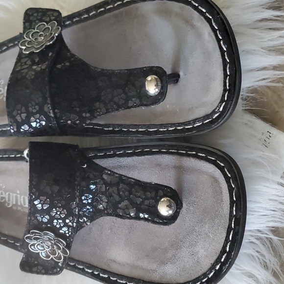 Alegria black thong sandals size 7 - Picture 13 of 16